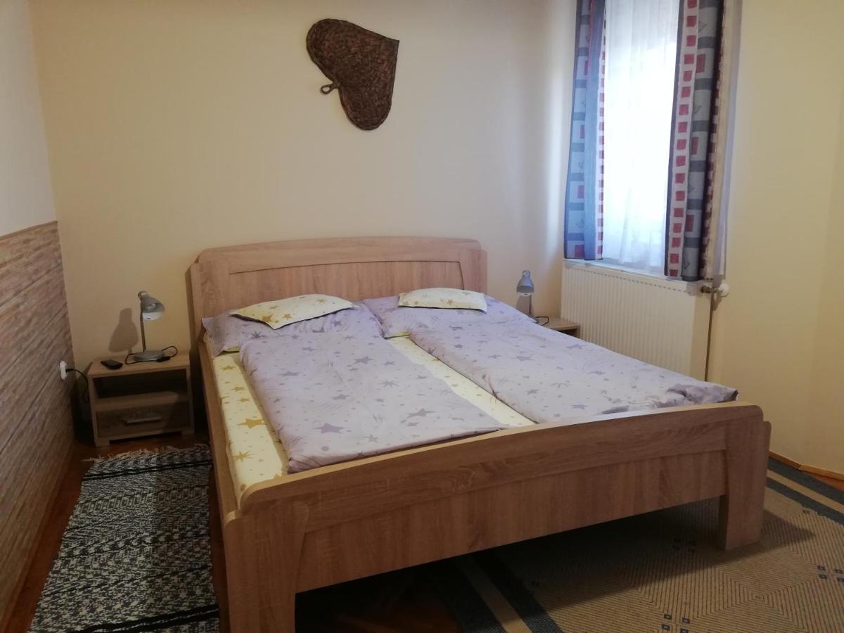 Imola És Andrea Apartmanház Hajdúszoboszló Kültér fotó