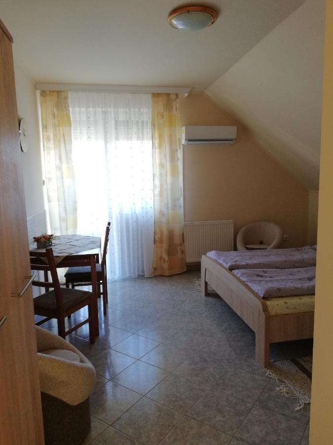 Imola És Andrea Apartmanház Hajdúszoboszló Kültér fotó