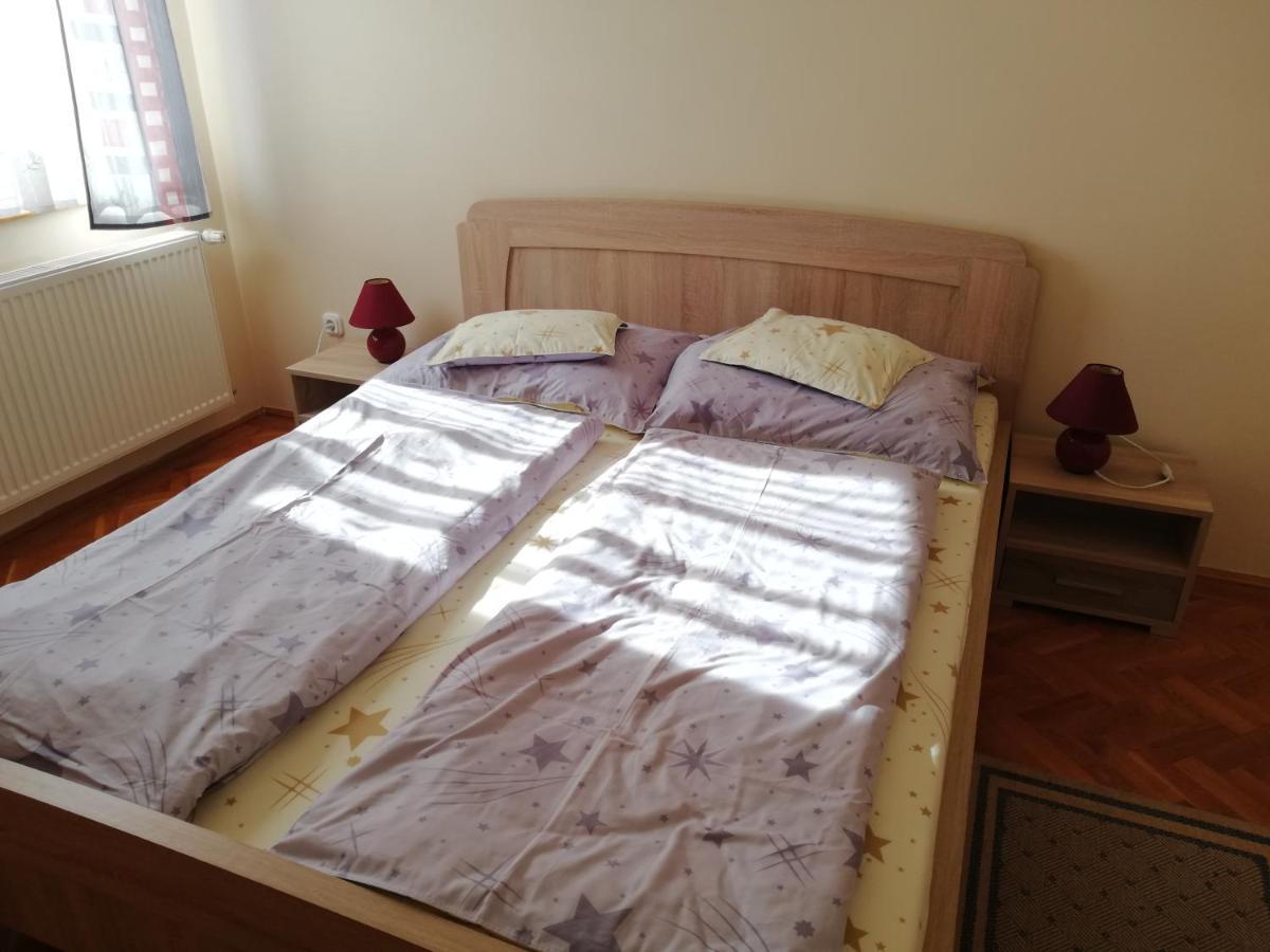 Imola És Andrea Apartmanház Hajdúszoboszló Kültér fotó