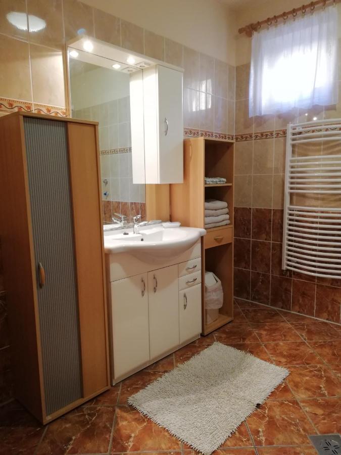 Imola És Andrea Apartmanház Hajdúszoboszló Kültér fotó