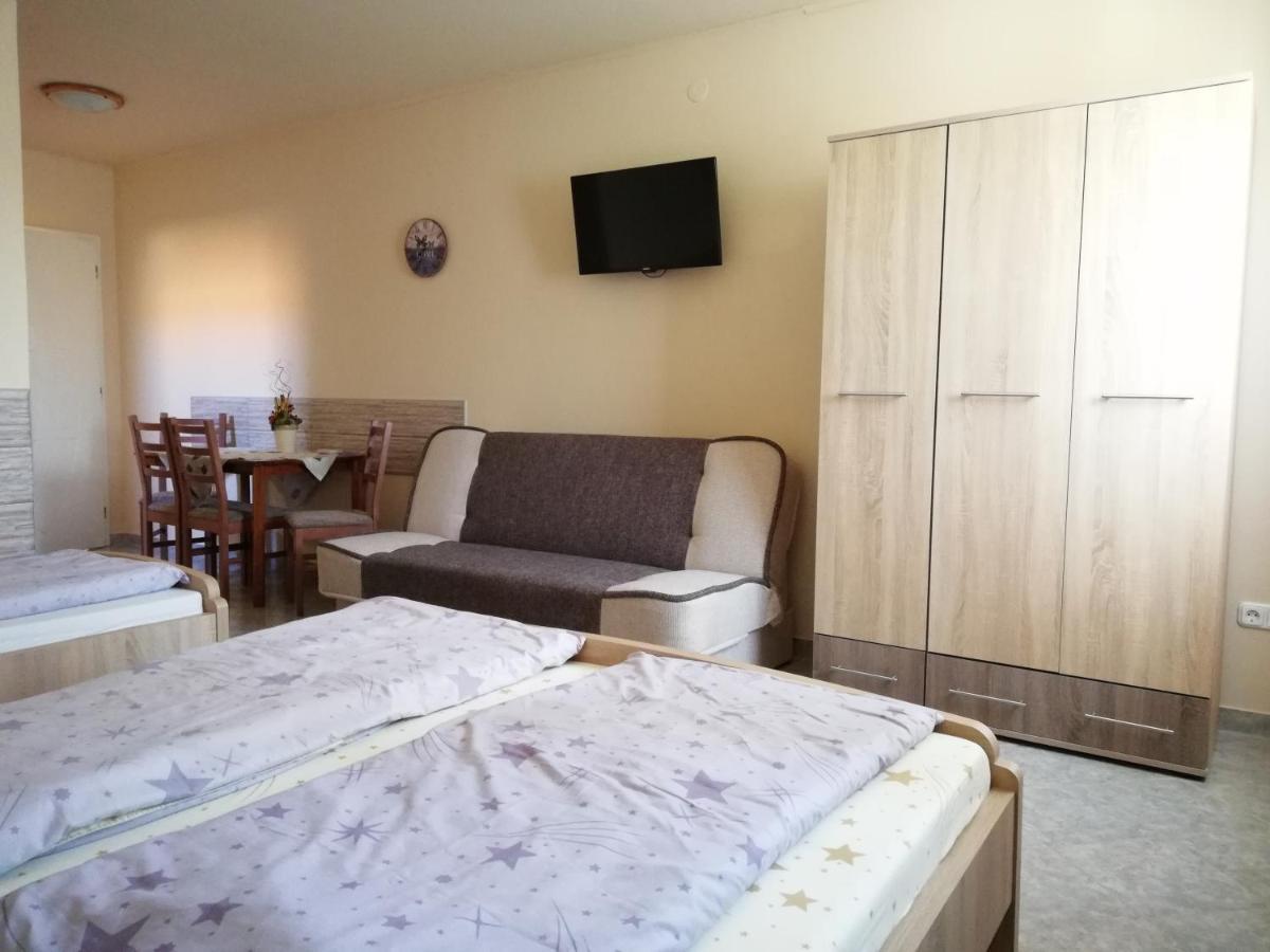 Imola És Andrea Apartmanház Hajdúszoboszló Kültér fotó
