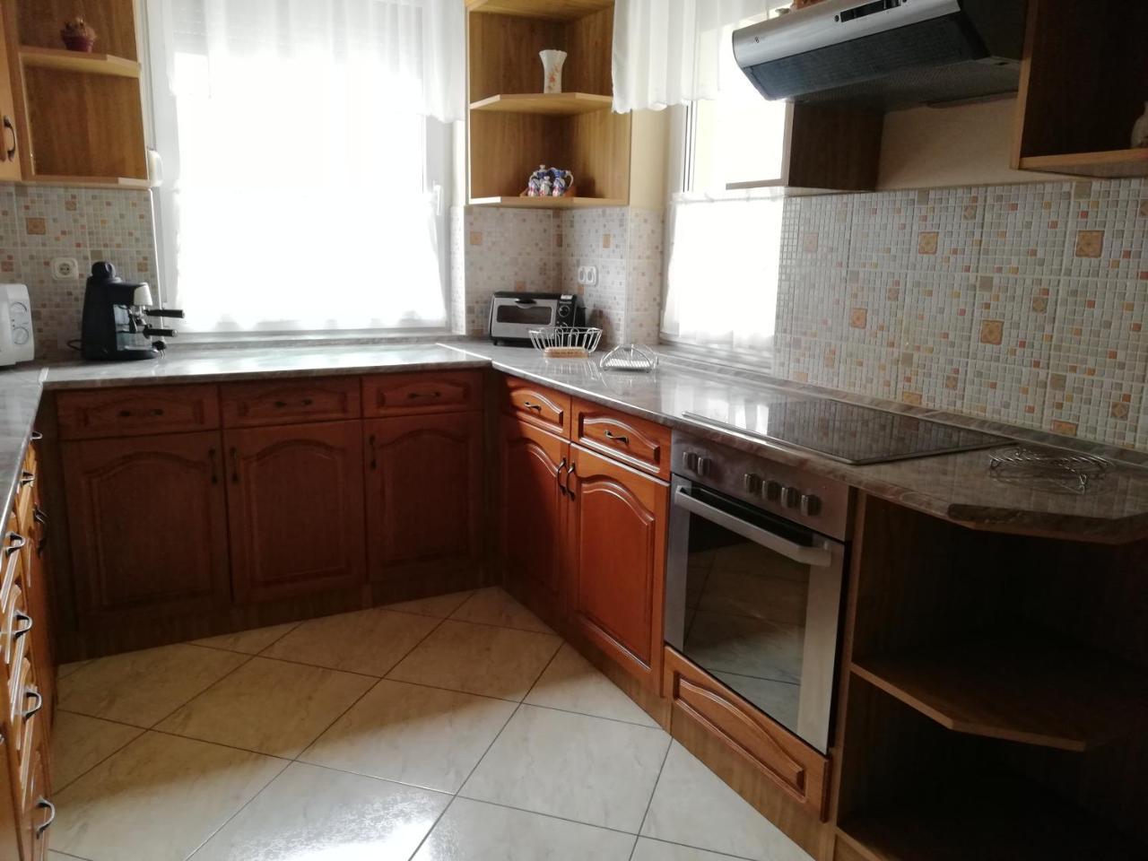 Imola És Andrea Apartmanház Hajdúszoboszló Kültér fotó